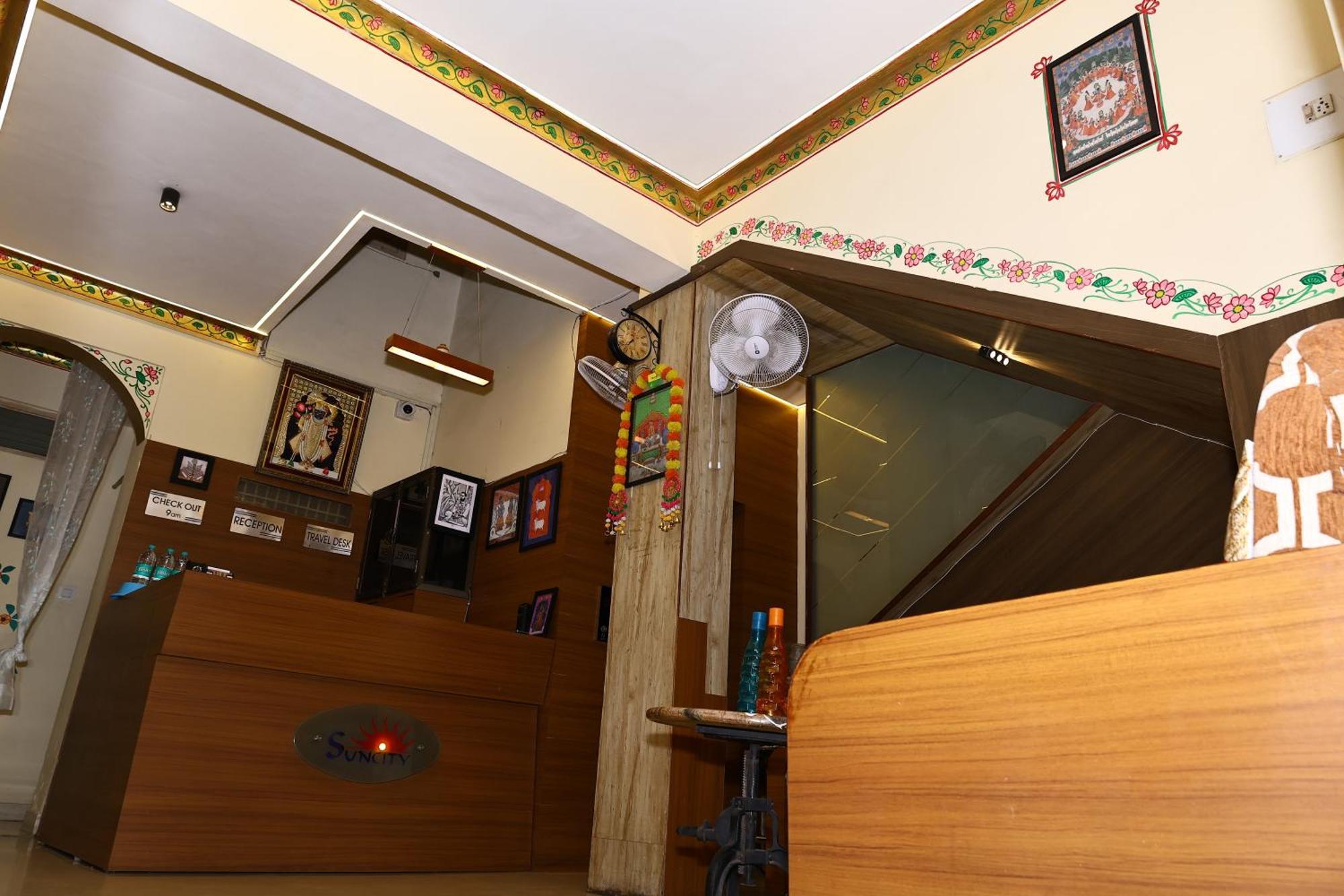 Hotel Suncity By Sharnam Nāthdwāra Eksteriør bilde